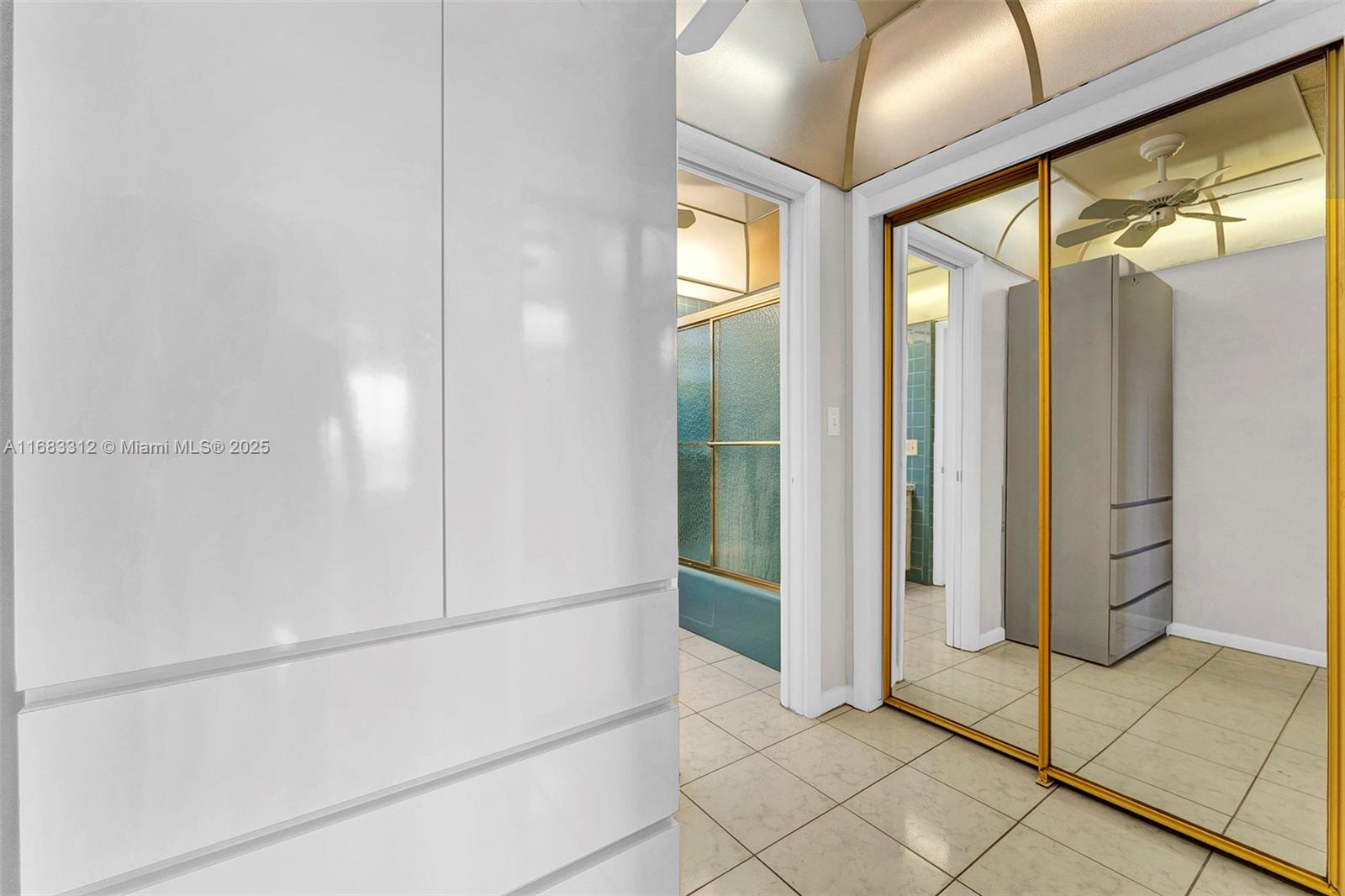 330 Southeast 2nd Street, Unit 303F Hallandale Beach, FL 33009 - Photo 18 of 26 a view of entryway with interior