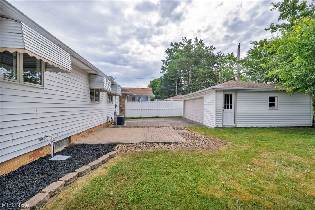30880 Roosevelt Road Wickliffe, OH 44092 - Photo 9 of 35 Gallery Image 9