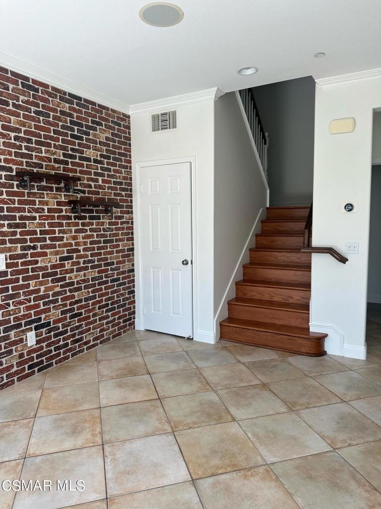 6770 Bountiful Lane Moorpark, CA 93021 - Photo 11 of 17