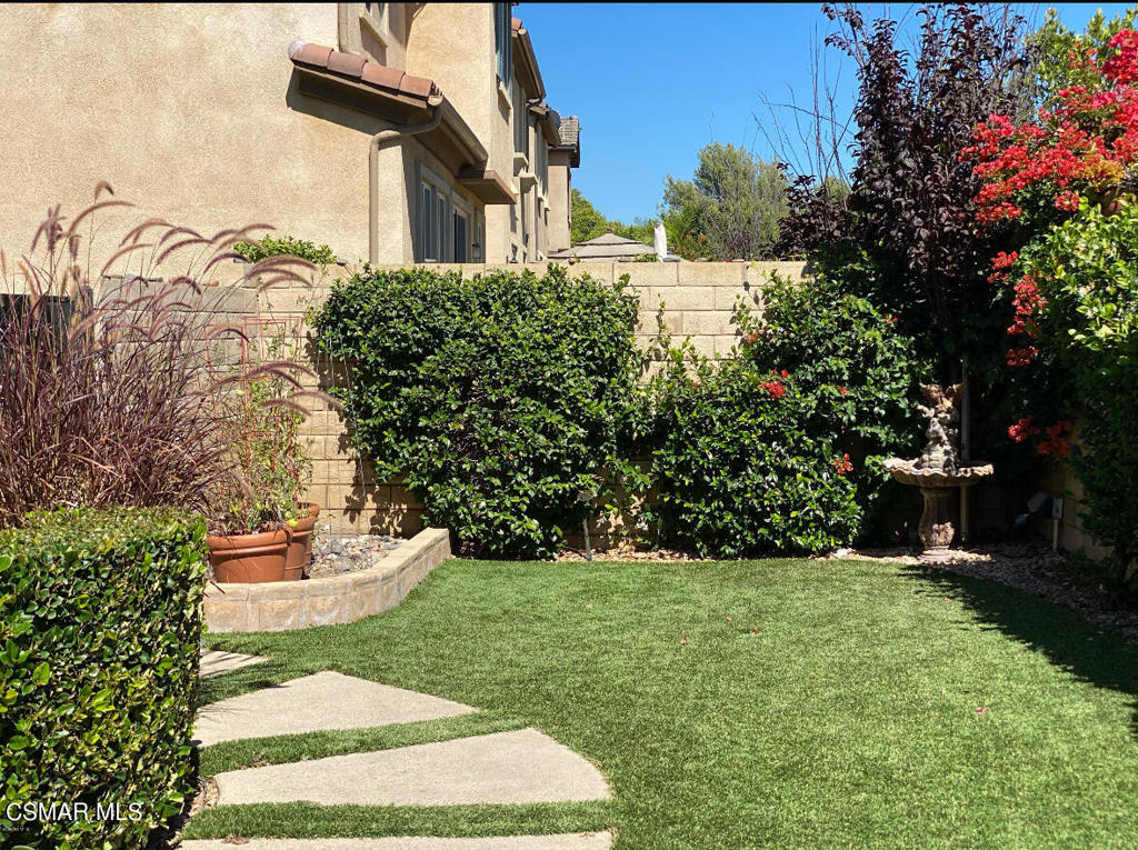 6770 Bountiful Lane Moorpark, CA 93021 - Photo 5 of 17