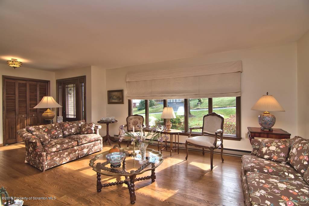 104 Mosswood Road Moscow, PA 18444 - Photo 12 of 75 Gallery Image 12
