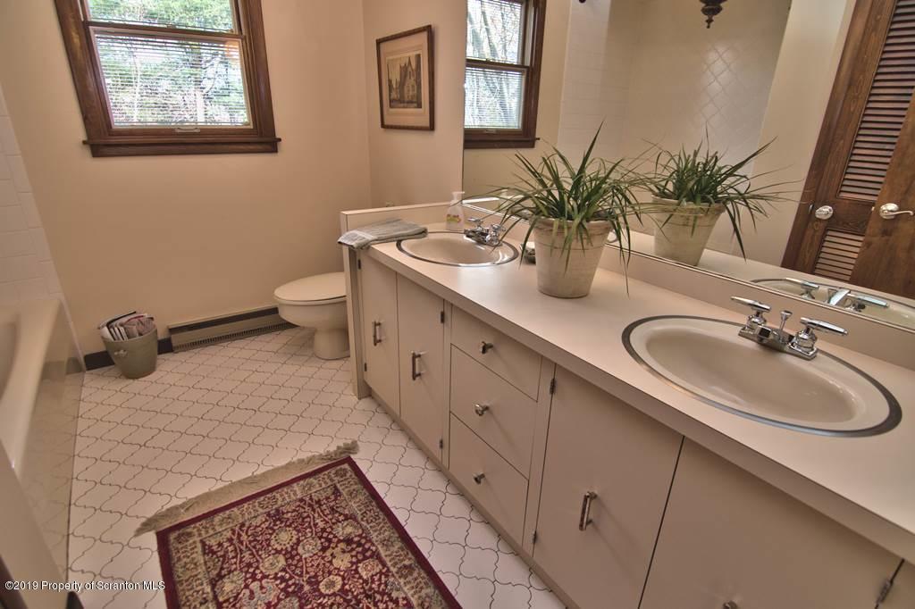 104 Mosswood Road Moscow, PA 18444 - Photo 32 of 75 Gallery Image 32