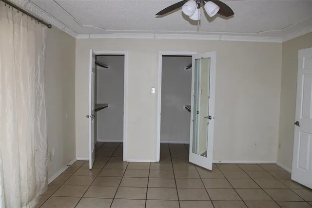 $375,000 | 613 East Renfro Street, Burleson, TX 76028