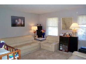 44 Smith Road Goffstown, NH 03045 - Photo 1 of 6 Gallery Image 1