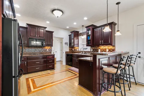 $575,000 | 6512 Buzzard Creek Road, Cedar Hill, TN 37032