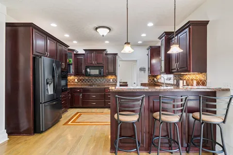 $575,000 | 6512 Buzzard Creek Road, Cedar Hill, TN 37032