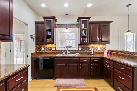 $575,000 | 6512 Buzzard Creek Road, Cedar Hill, TN 37032