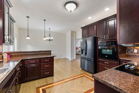 $575,000 | 6512 Buzzard Creek Road, Cedar Hill, TN 37032