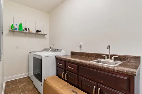 $575,000 | 6512 Buzzard Creek Road, Cedar Hill, TN 37032