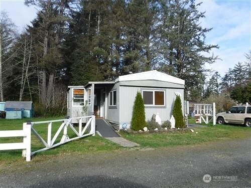 10514 Pacific Way Long Beach, WA 98631 - Photo 1 of 16