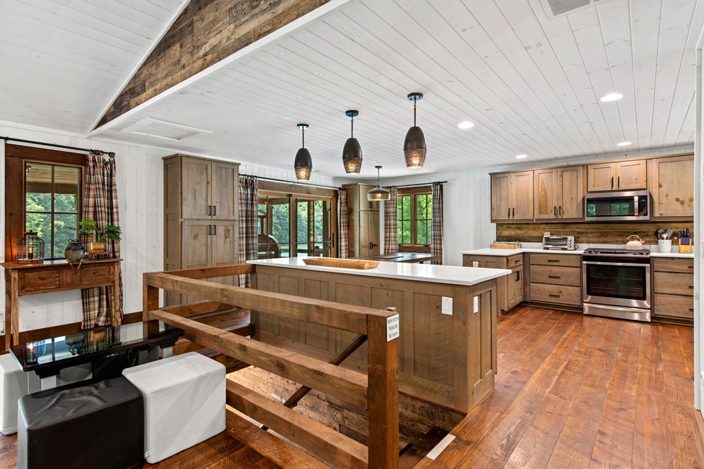 112 Tilley Ridge Road Blue Ridge, GA 30513 - Photo 17 of 55 Gallery Image 17