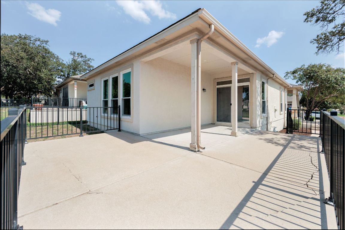 201 Limestone Shoals Court Georgetown, TX 78633 - Photo 31 of 36
