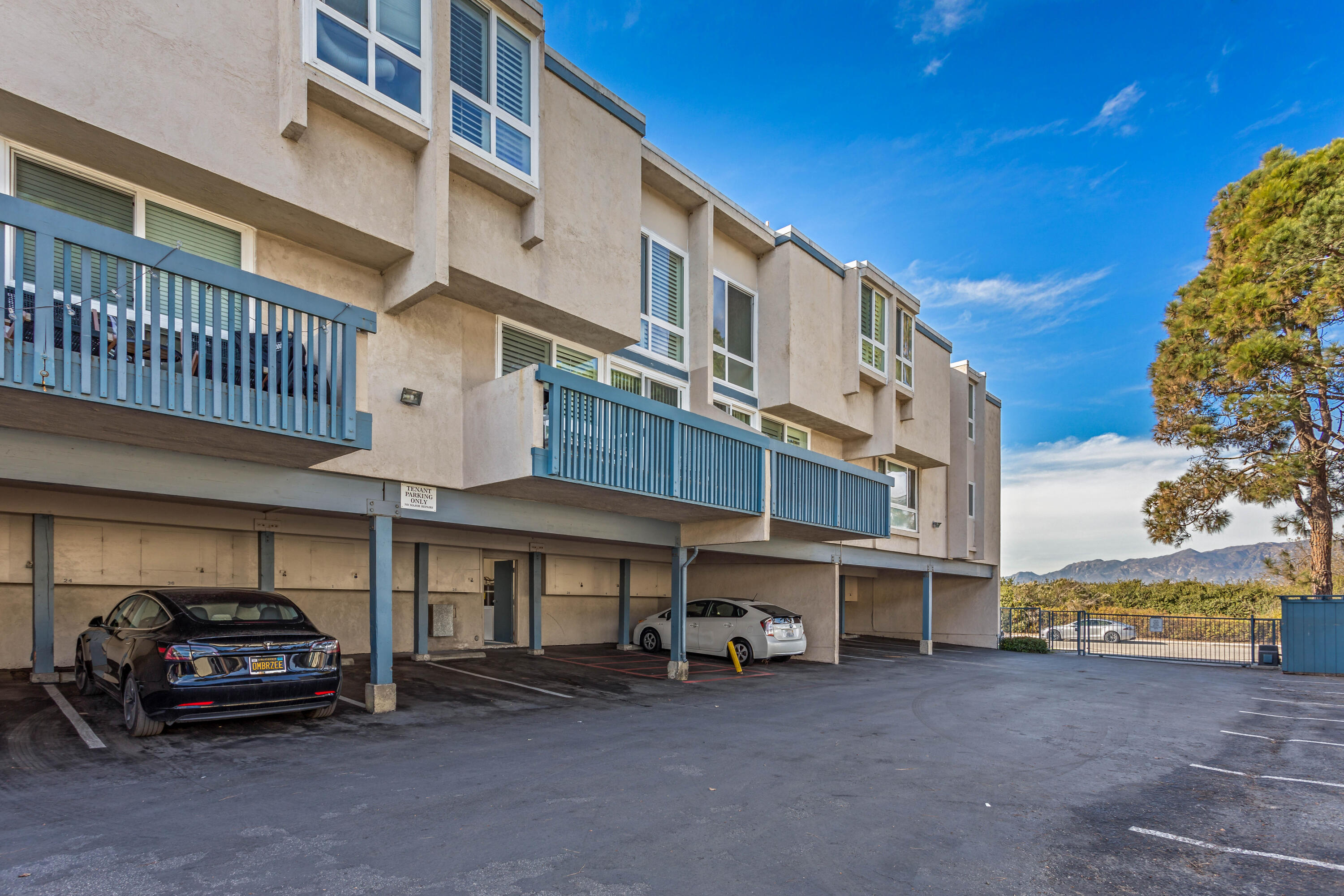 4700 Sandyland Road, Unit 54 Carpinteria, CA 93013 - Photo 18 of 26 Parking