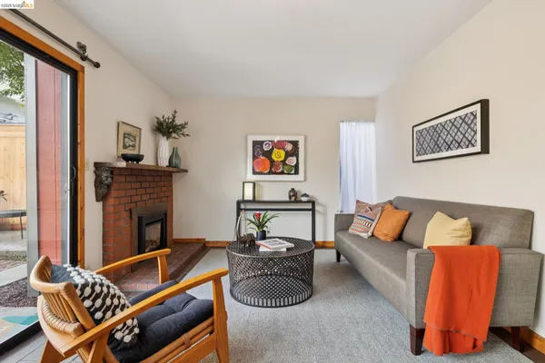 $699,000 | 3710 West Street, Oakland, CA 94609