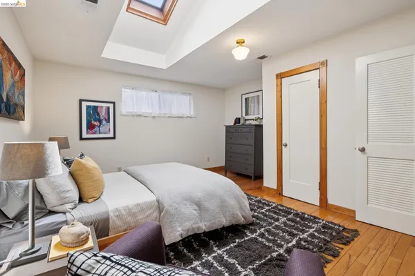 $699,000 | 3710 West Street, Oakland, CA 94609