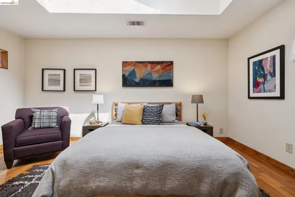 $699,000 | 3710 West Street, Oakland, CA 94609
