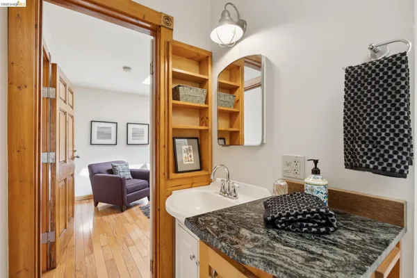 $699,000 | 3710 West Street, Oakland, CA 94609