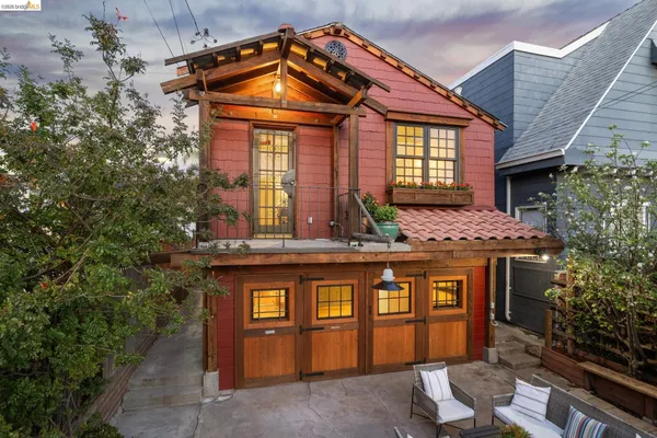 $699,000 | 3710 West Street, Oakland, CA 94609