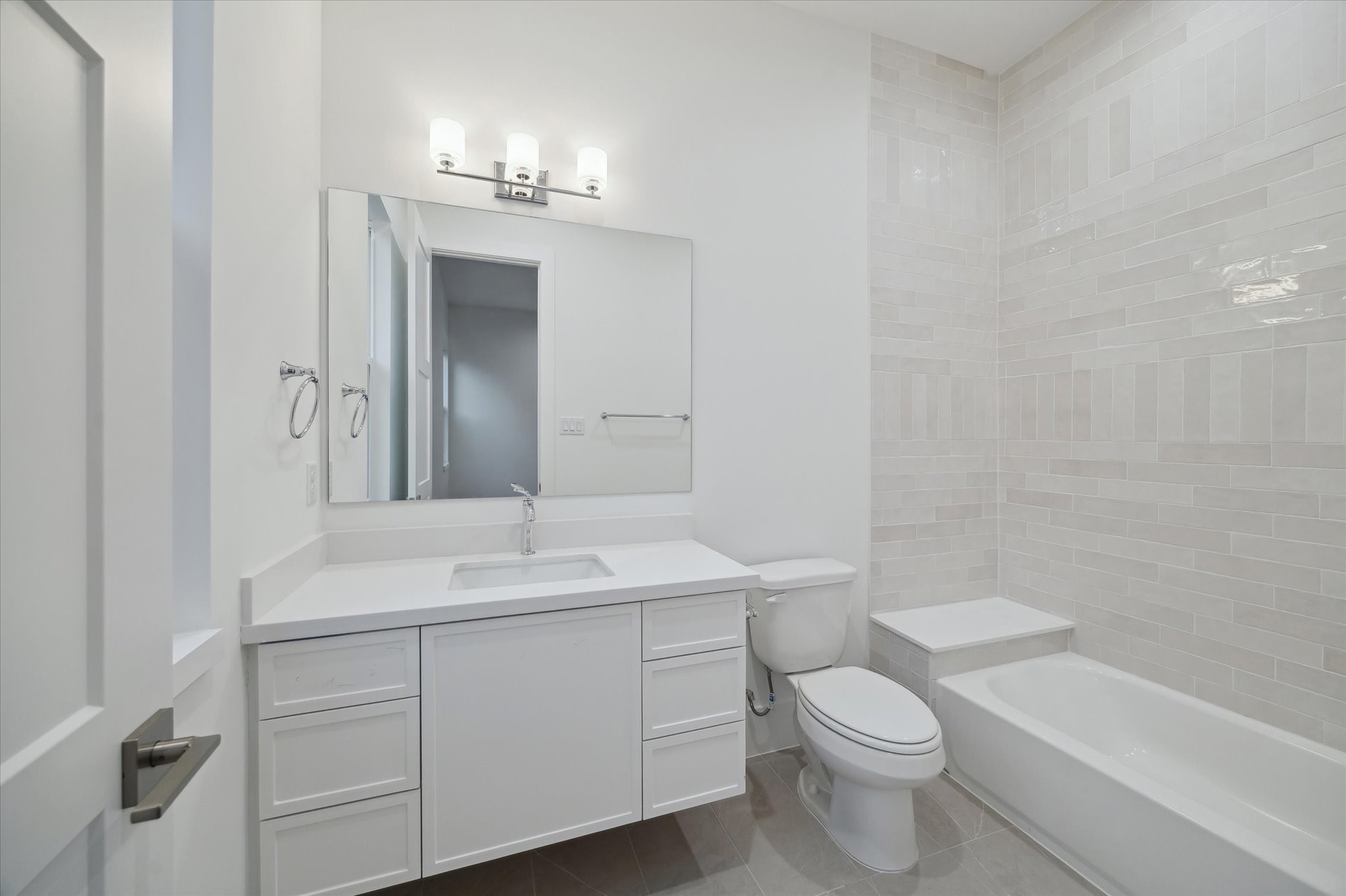 310 Fowler Street Houston, TX 77007 - Photo 23 of 28 Sample image of similar previous project.