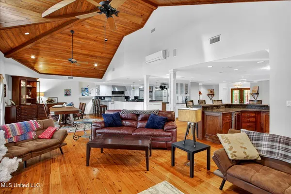 $799,999 | 20419 Robinson Road, Gulfport, MS 39503