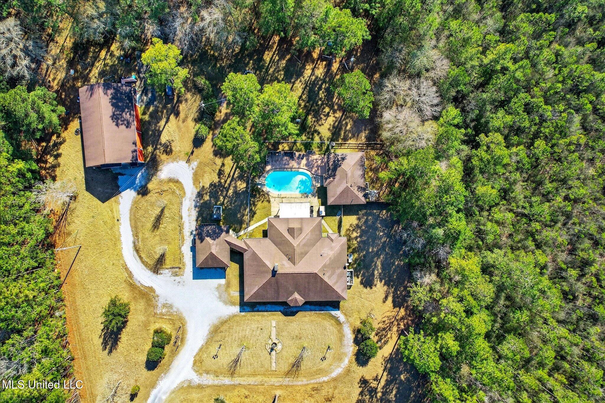 20419 Robinson Road Gulfport, MS 39503 - Photo 2 of 61 63-063