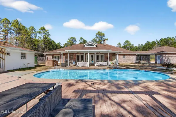 $799,999 | 20419 Robinson Road, Gulfport, MS 39503