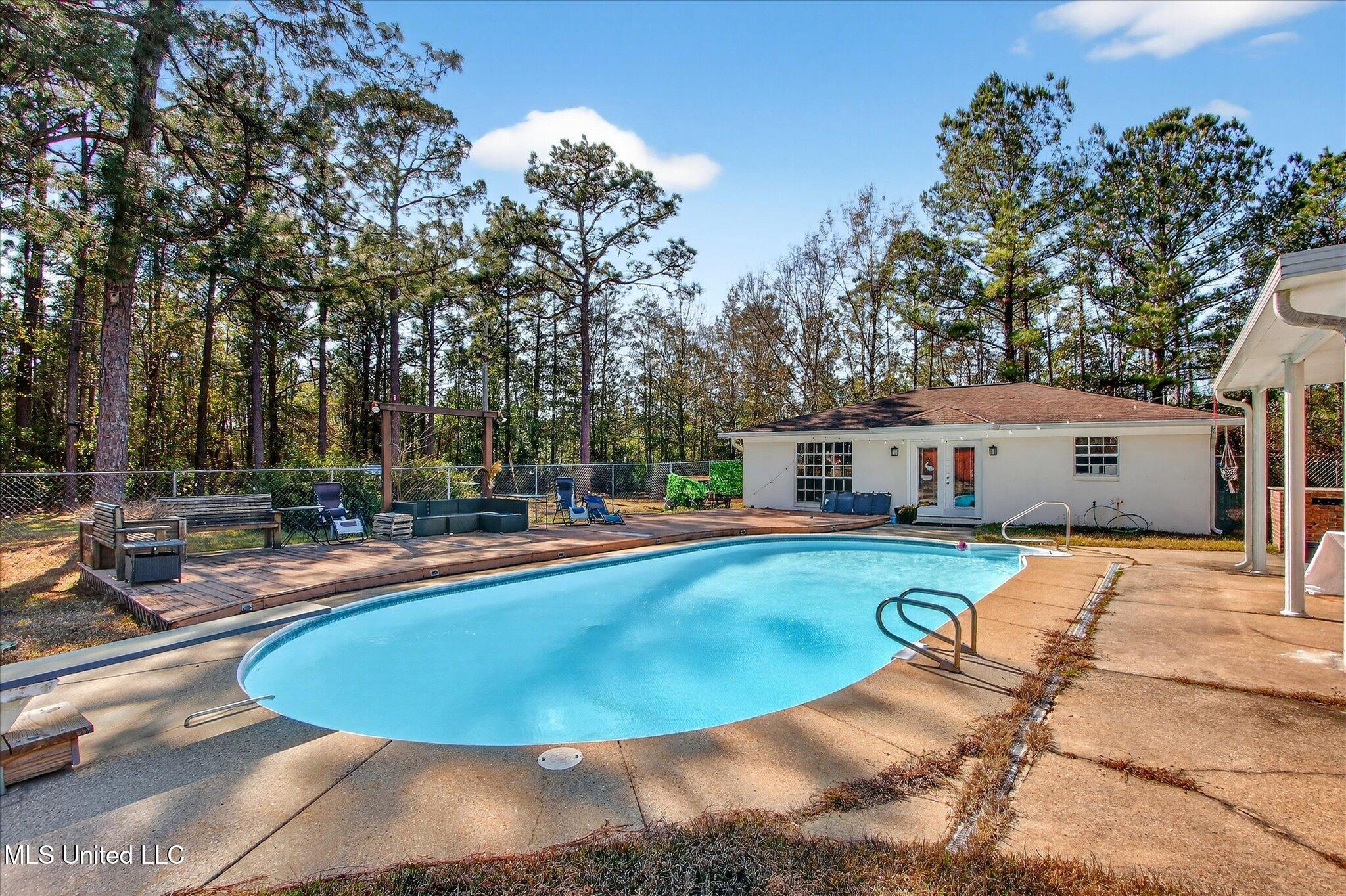 20419 Robinson Road Gulfport, MS 39503 - Photo 42 of 61 43-043