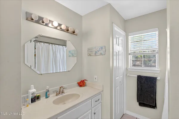 $799,999 | 20419 Robinson Road, Gulfport, MS 39503