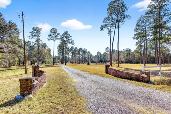 $799,999 | 20419 Robinson Road, Gulfport, MS 39503