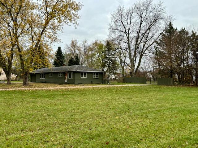 58514 Ash Road Three Rivers, MI 49093 - Photo 5 of 49 IMG_3677
