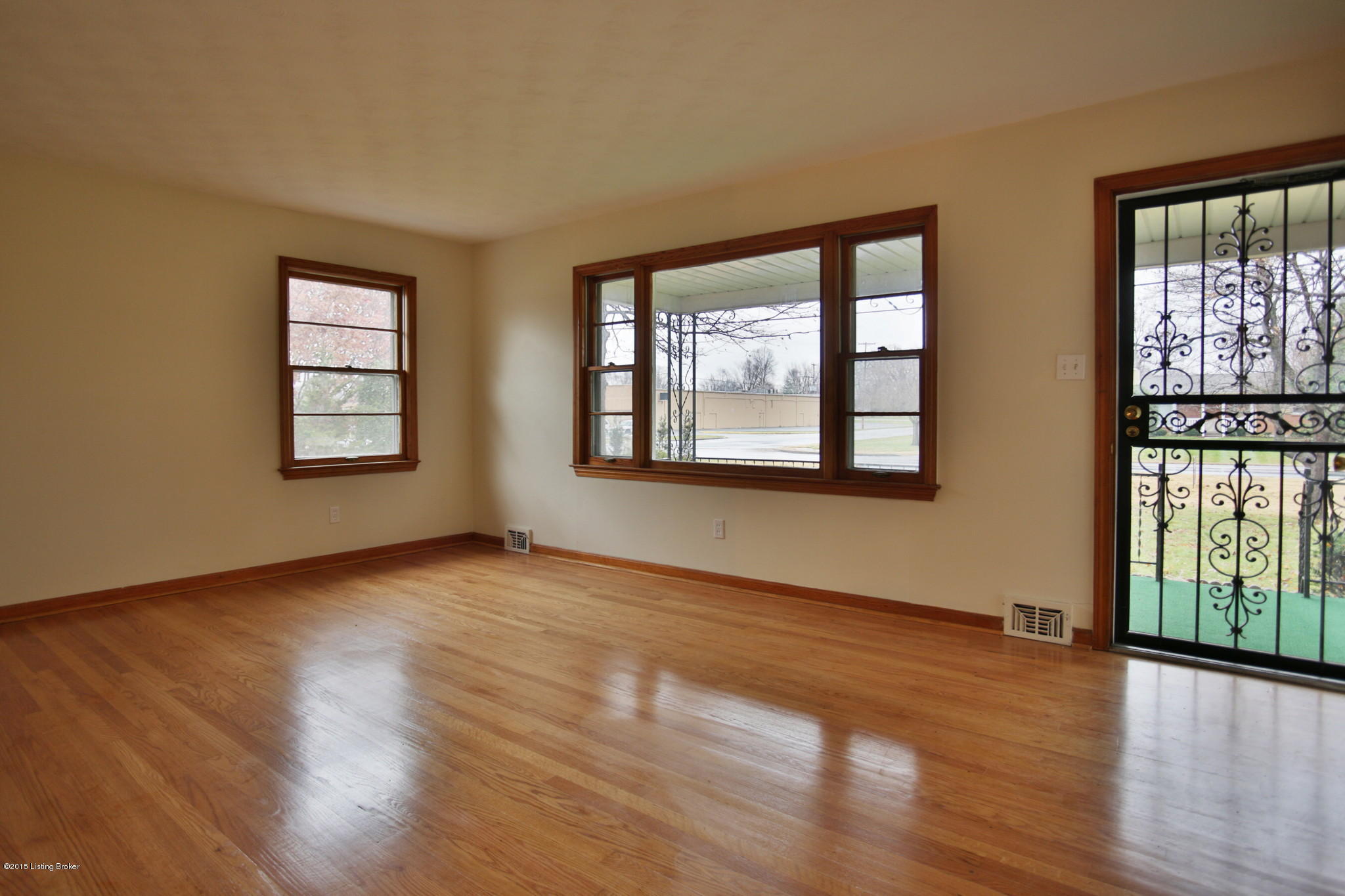 8614 Terry Road Louisville, KY 40258 - Photo 8 of 31 3