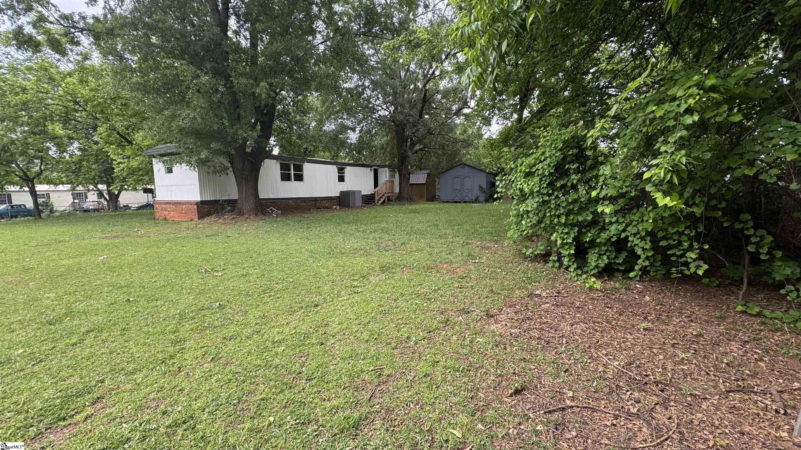 103 Millbank Road Wellford, SC 29385 - Photo 25 of 30