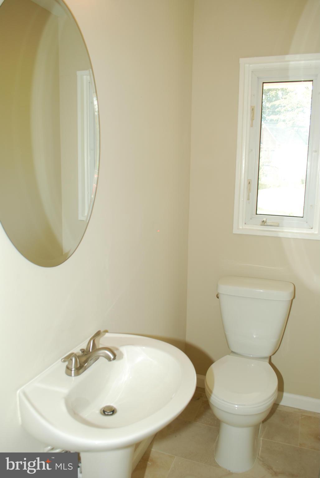 5503 Gardner Place Springfield, VA 22151 - Photo 22 of 30 Bath