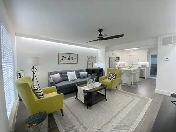 $2,195 | 1801 Huldy Street, Unit G7, Houston, TX 77019