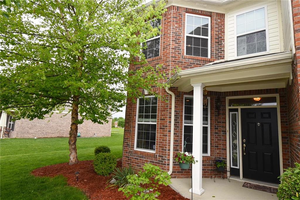 8174 Elsen Ridge Avon, IN 46123 - Photo 2 of 24 Gallery Image 2