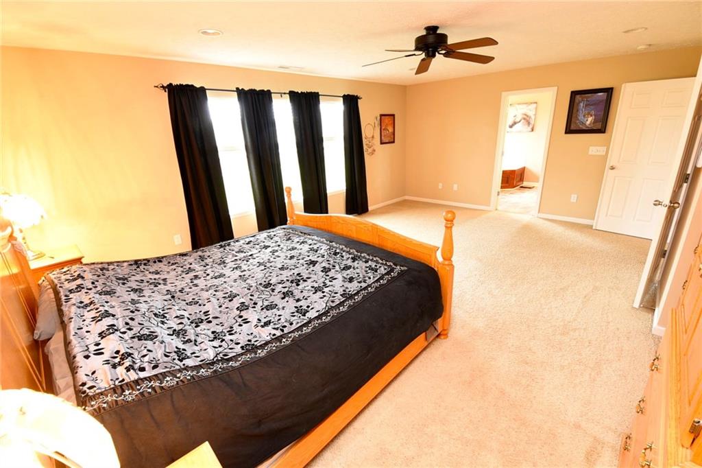 8174 Elsen Ridge Avon, IN 46123 - Photo 13 of 24 Gallery Image 13