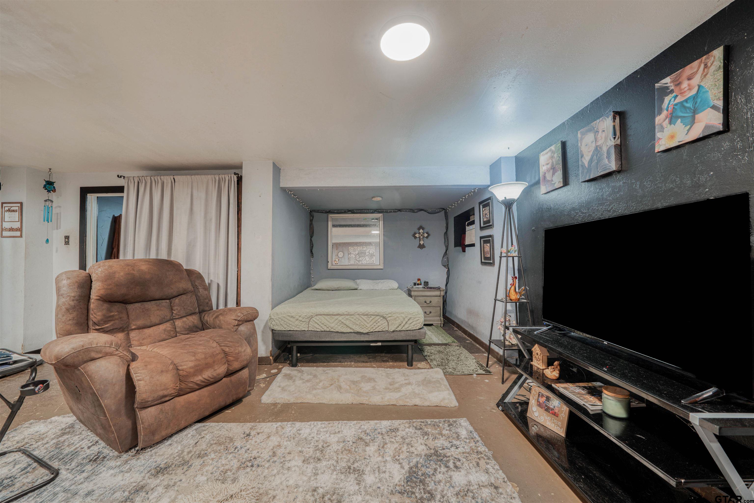 15818 Mountain View Road North Winona, TX 75792 - Photo 25 of 43