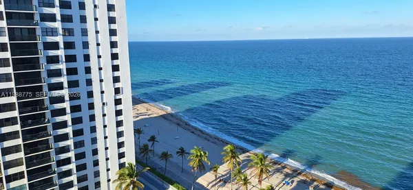 $1,900 | 2501 South Ocean Drive, Unit PH6, Hollywood, FL 33019