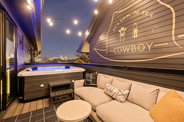 $5,995 | 1501 16th Avenue South, Unit 5, Nashville, TN 37212