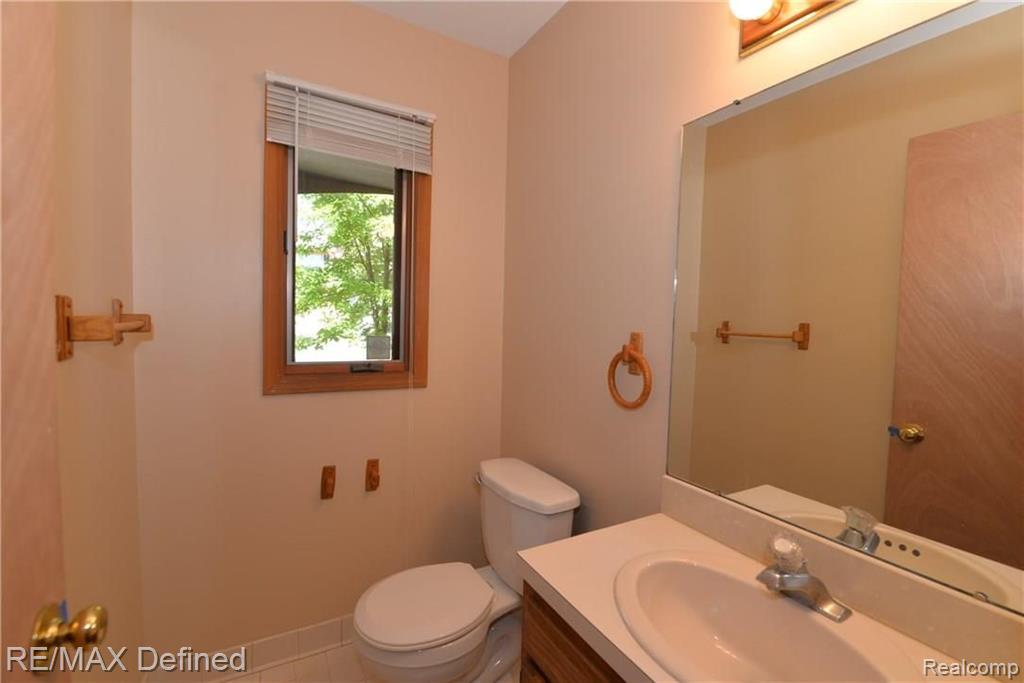 185 Fraser Street Rochester, MI 48307 - Photo 14 of 34