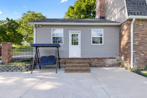 $500,000 | 129 Wayne Street, Gallatin, TN 37066