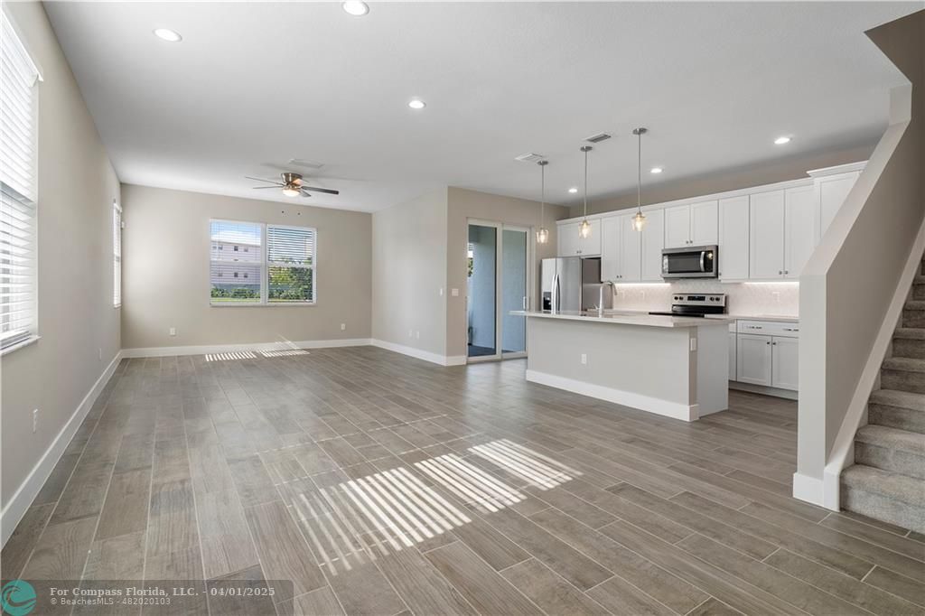 569 Sanderling Circle Deerfield Beach, FL 33442 - Photo 11 of 44