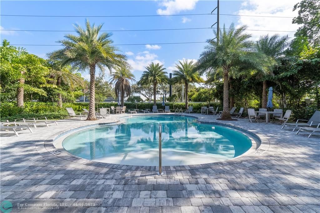 569 Sanderling Circle Deerfield Beach, FL 33442 - Photo 40 of 44