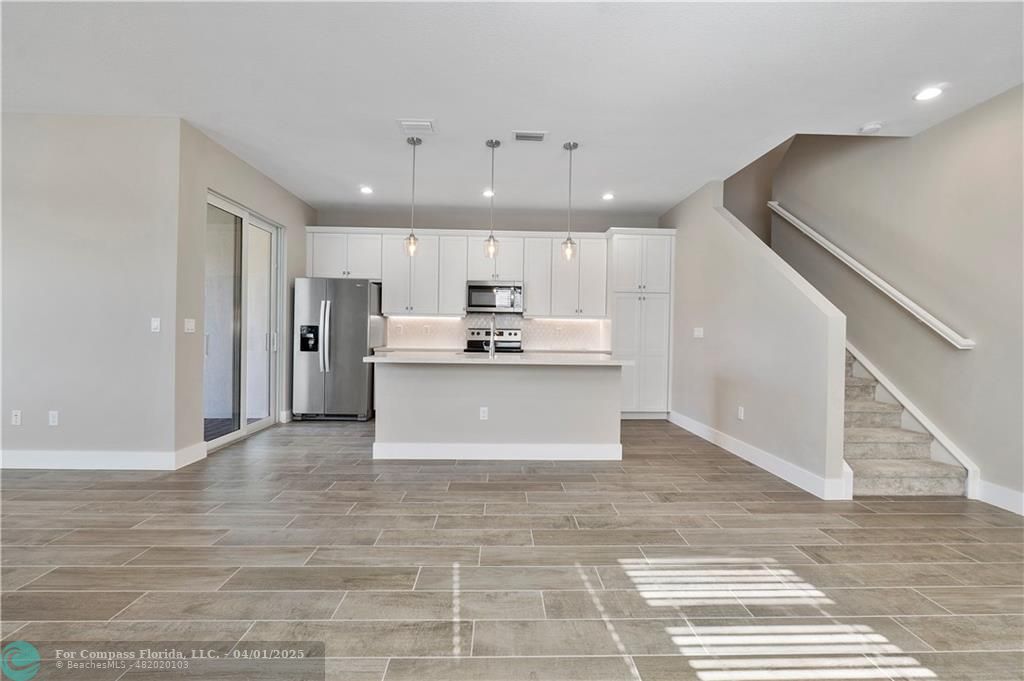 569 Sanderling Circle Deerfield Beach, FL 33442 - Photo 9 of 44