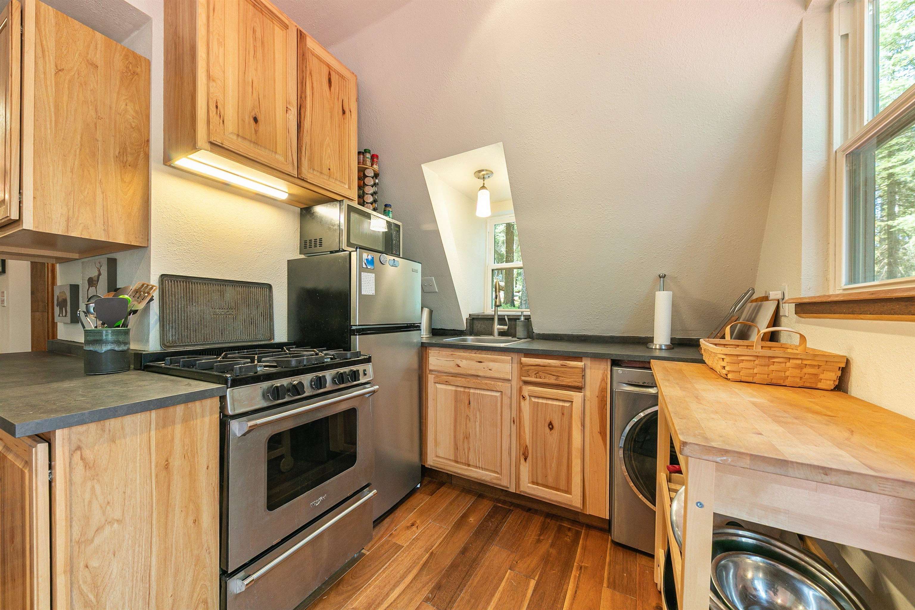 6247-8 River Road, Unit 8 Olympic Valley, CA 96146 - Photo 17 of 28