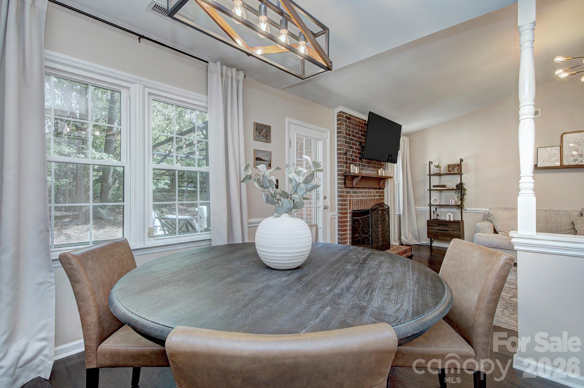 401 Sandymead Road Matthews, NC 28105 - Photo 12 of 35