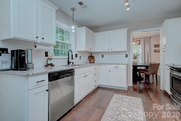 $475,000 | 401 Sandymead Road, Matthews, NC 28105
