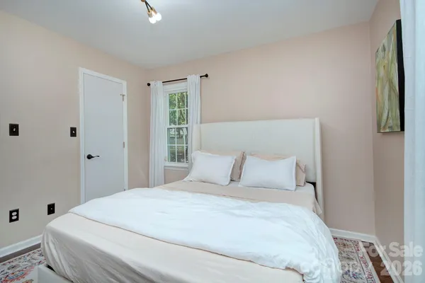 $475,000 | 401 Sandymead Road, Matthews, NC 28105