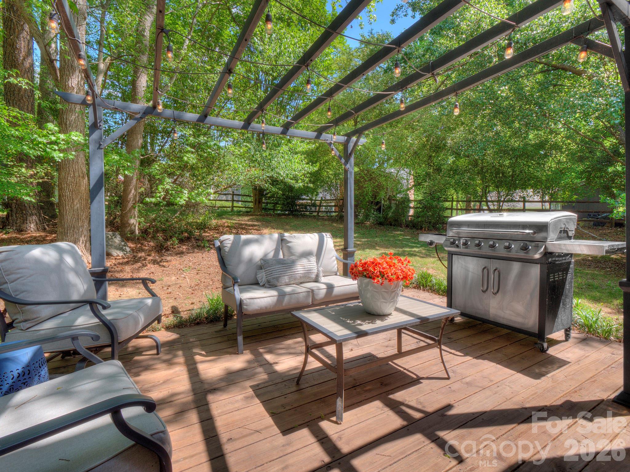 401 Sandymead Road Matthews, NC 28105 - Photo 33 of 35