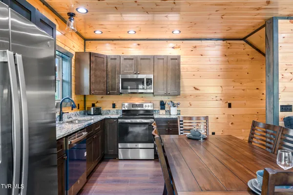 $730,000 | 1864 Blue Tick Way, Sevierville, TN 37876